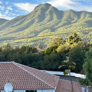 Villa Montaña Colorada